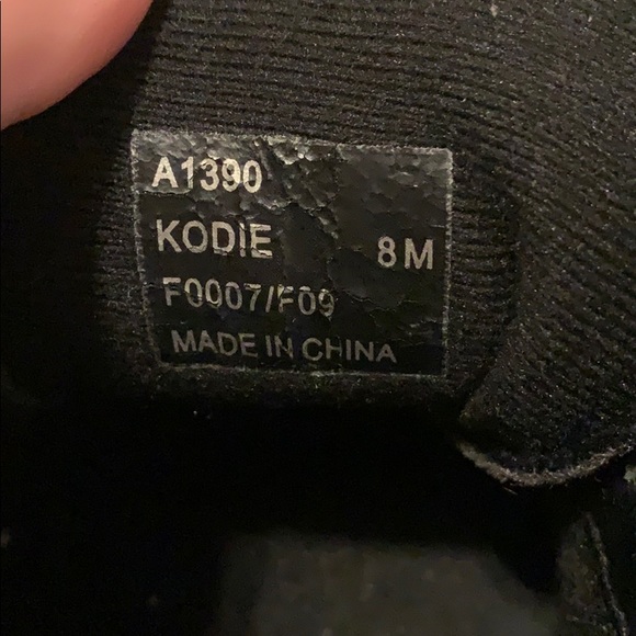 Coach Logo Sneakers - Picture 6 of 6